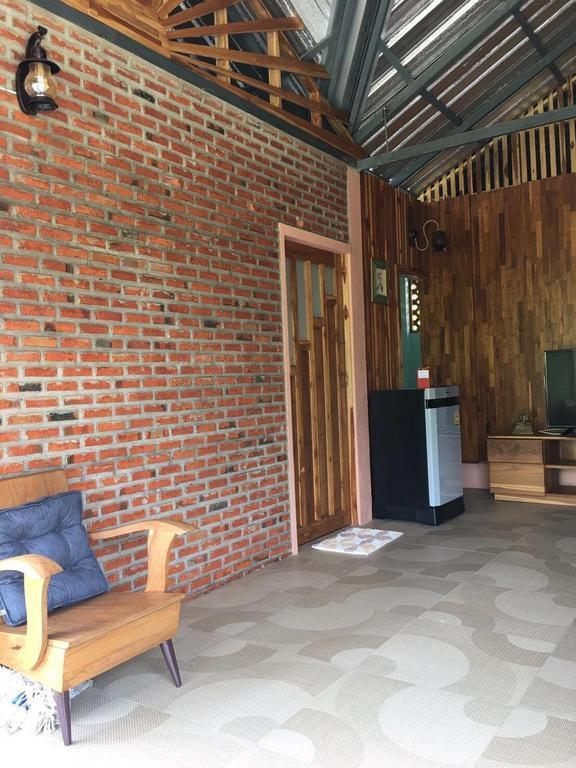 Saduemuenghomestay Phrae Eksteriør billede