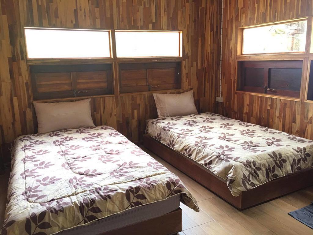 Saduemuenghomestay Phrae Eksteriør billede