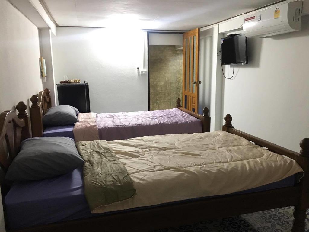Saduemuenghomestay Phrae Eksteriør billede
